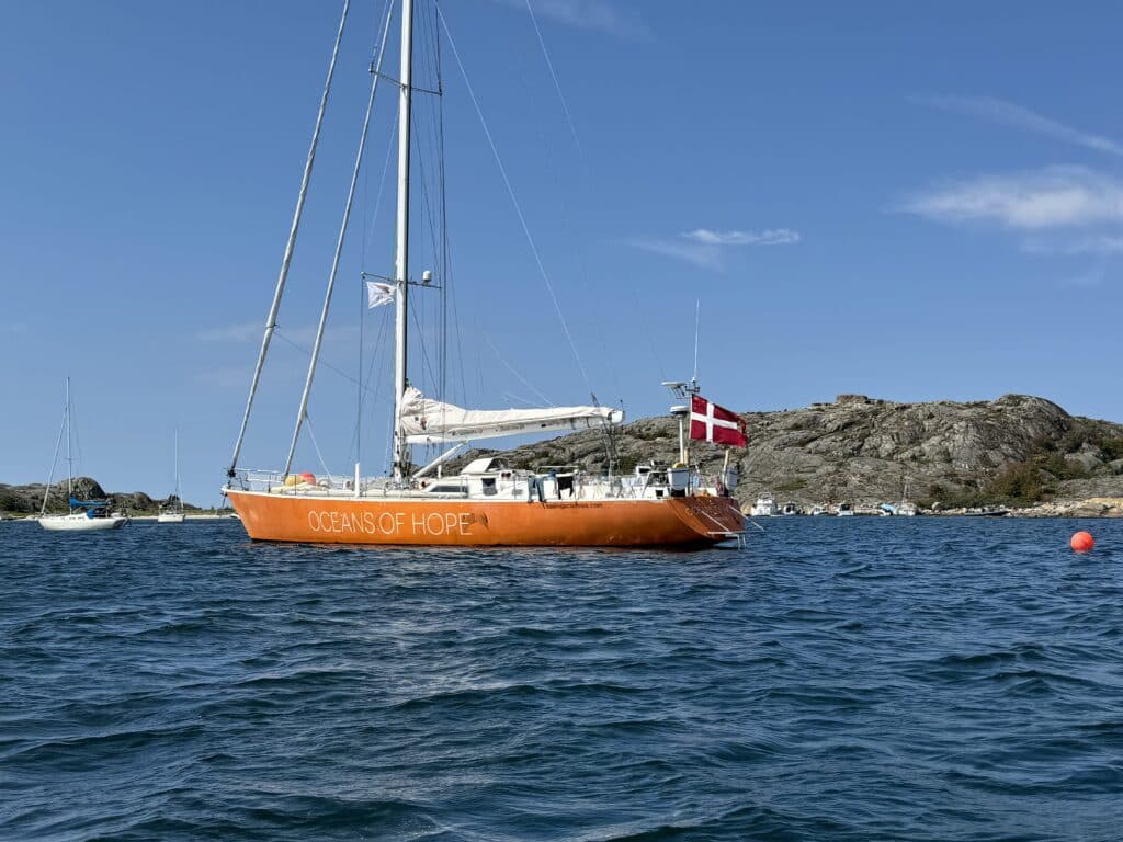 Oceans of Hope baade_2_i_Sverige
